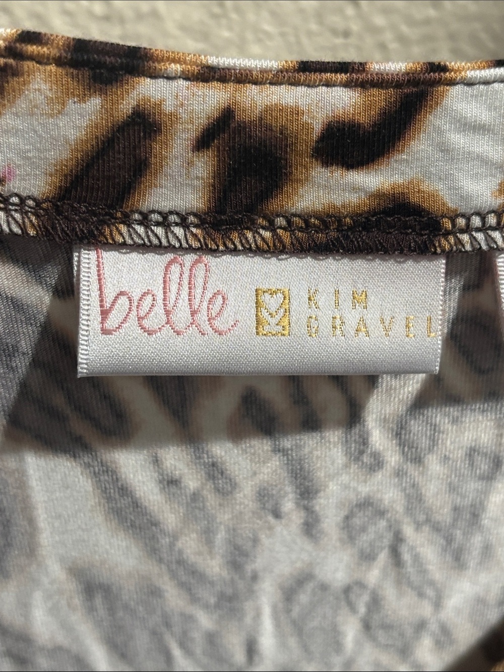 Belle by Kim Gravel Leopard-Print V-Neck Tunic in Brown and Black L - Picture 2 of 4